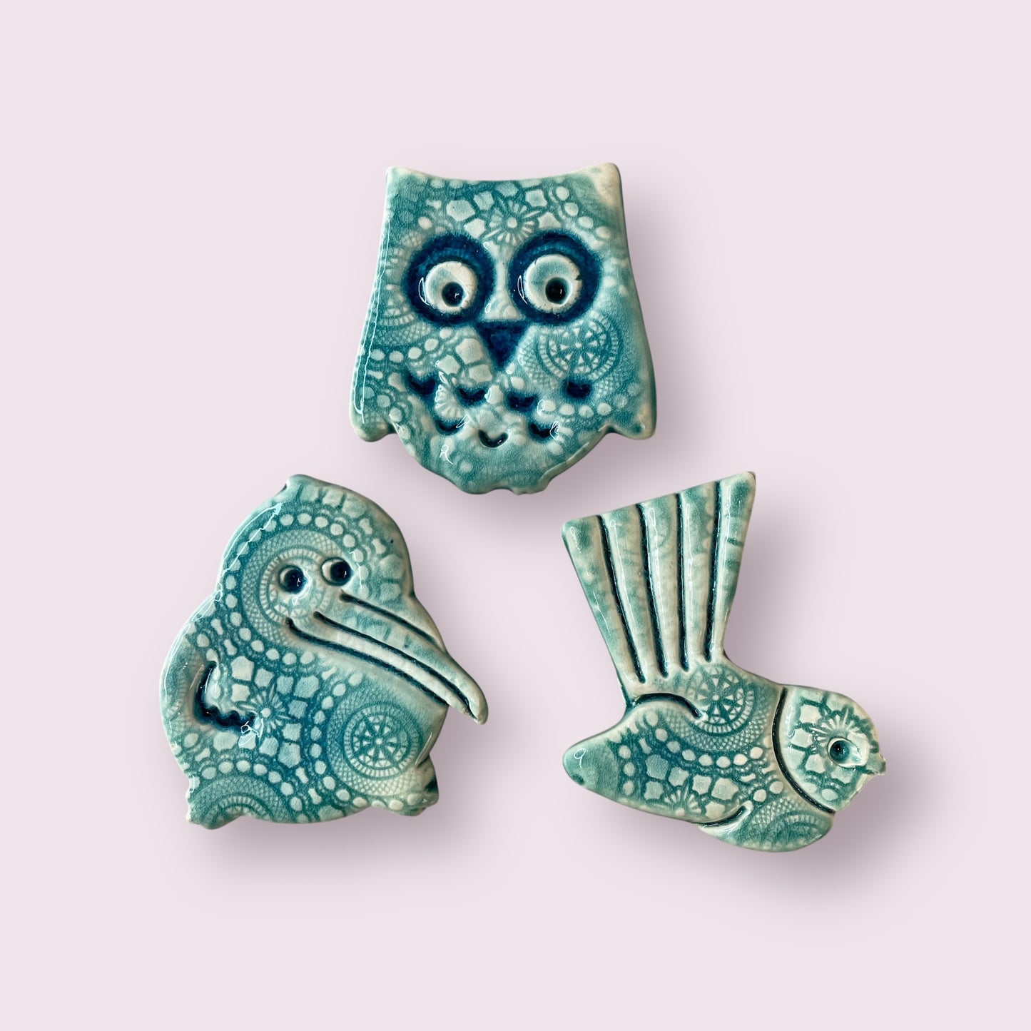 Bird magnet - LJH Pottery (sold individually)
