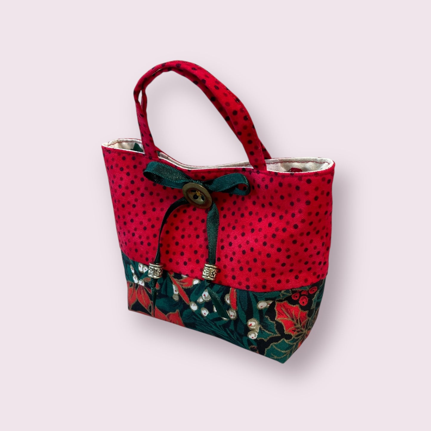 Mini Christmas gift bags - Eve Jones