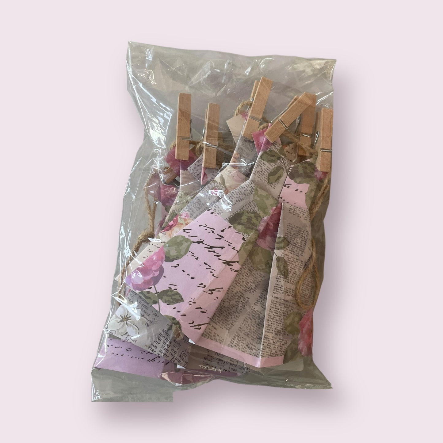 Paper dresses - Donna Hitchcock