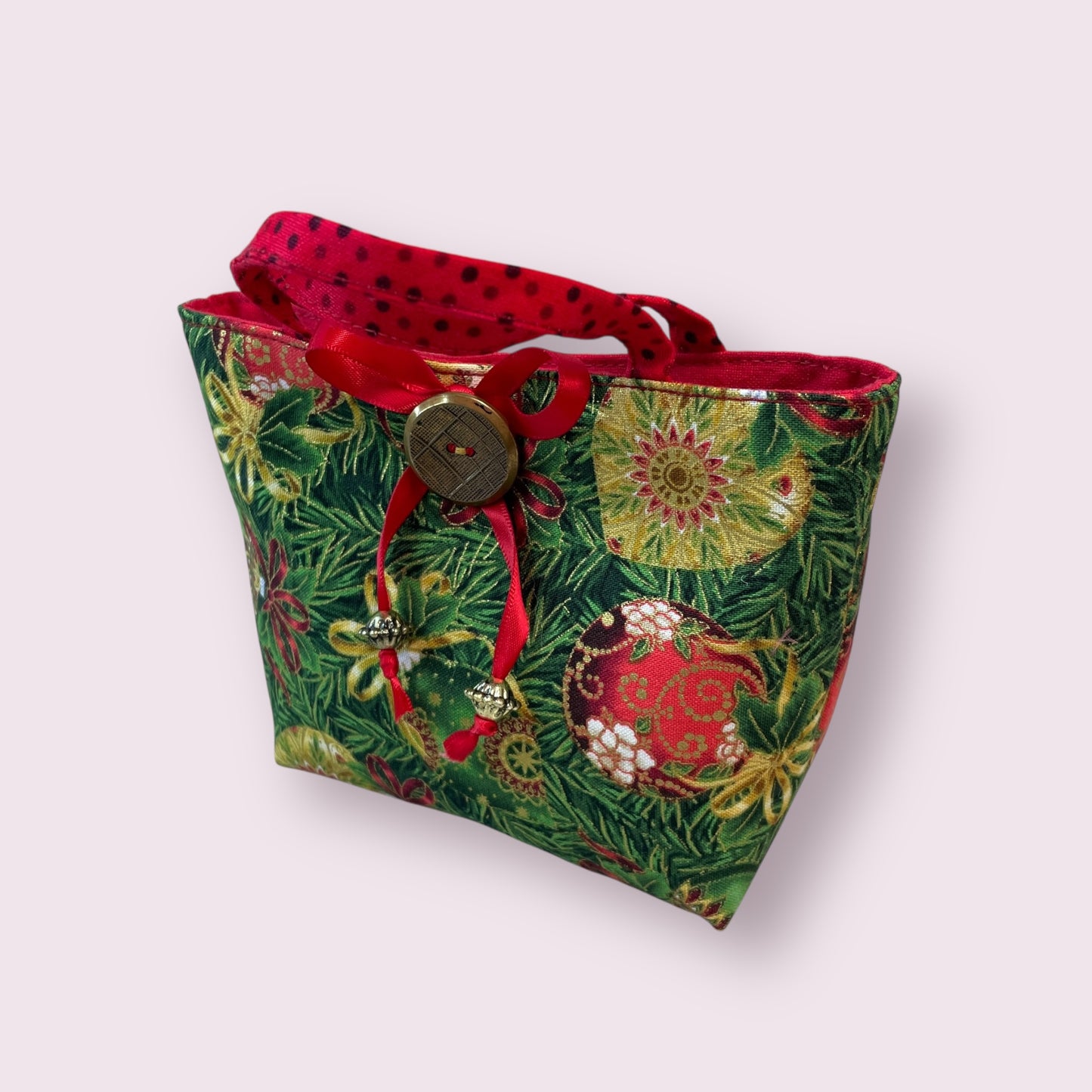 Mini Christmas gift bags - Eve Jones