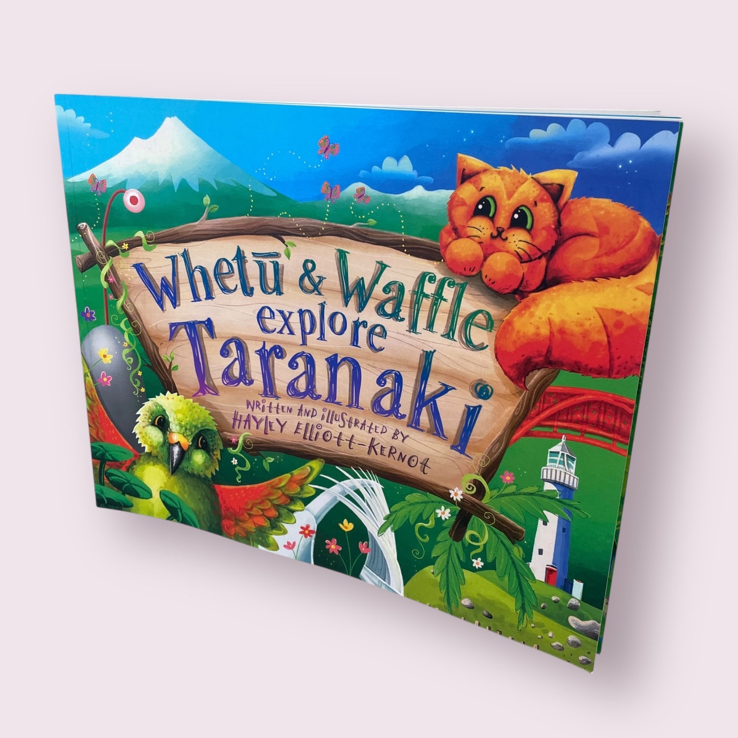 Whetu and Waffle Explore Taranaki - Hayley Elliott-Kernot