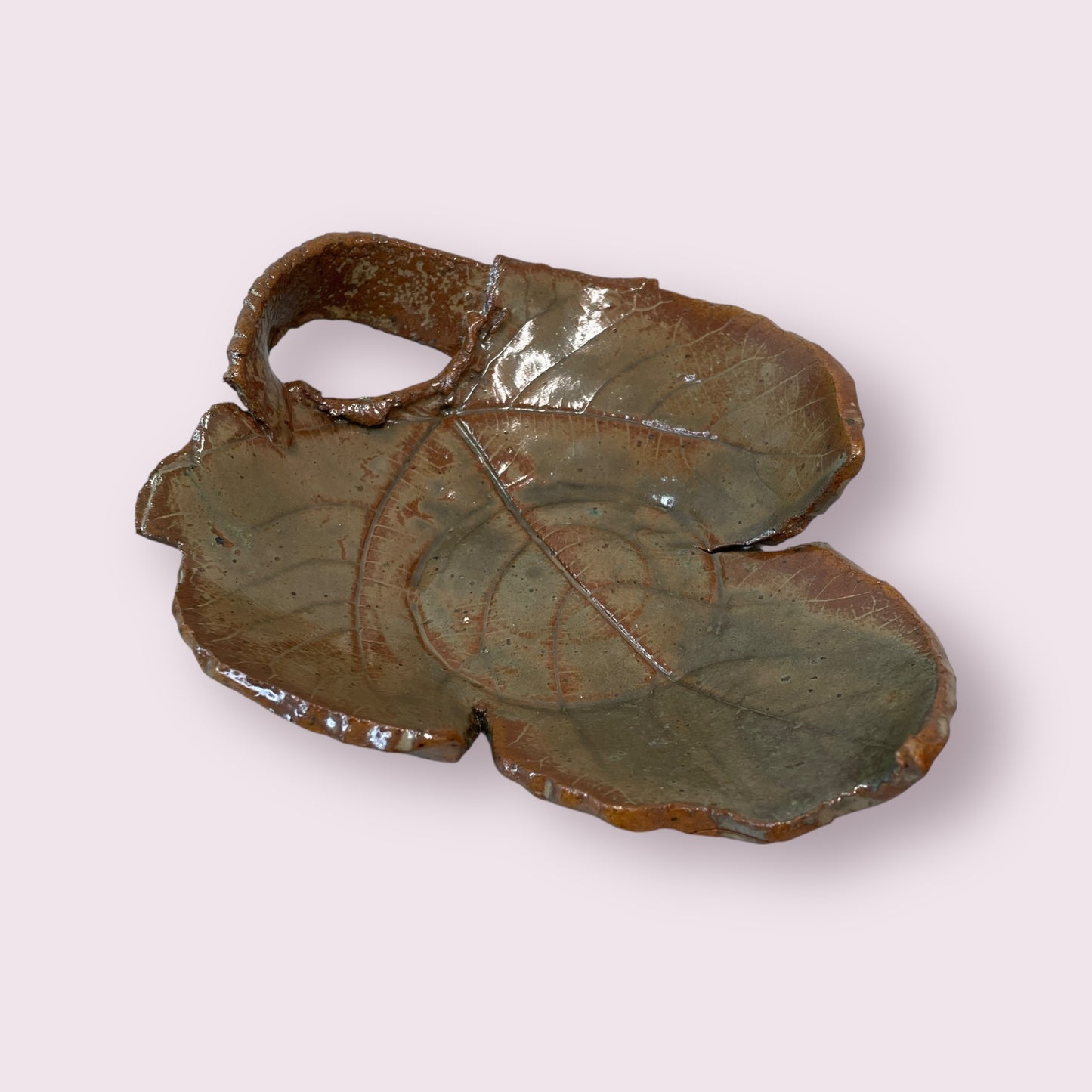 Leaf plate - Robyn Smaller
