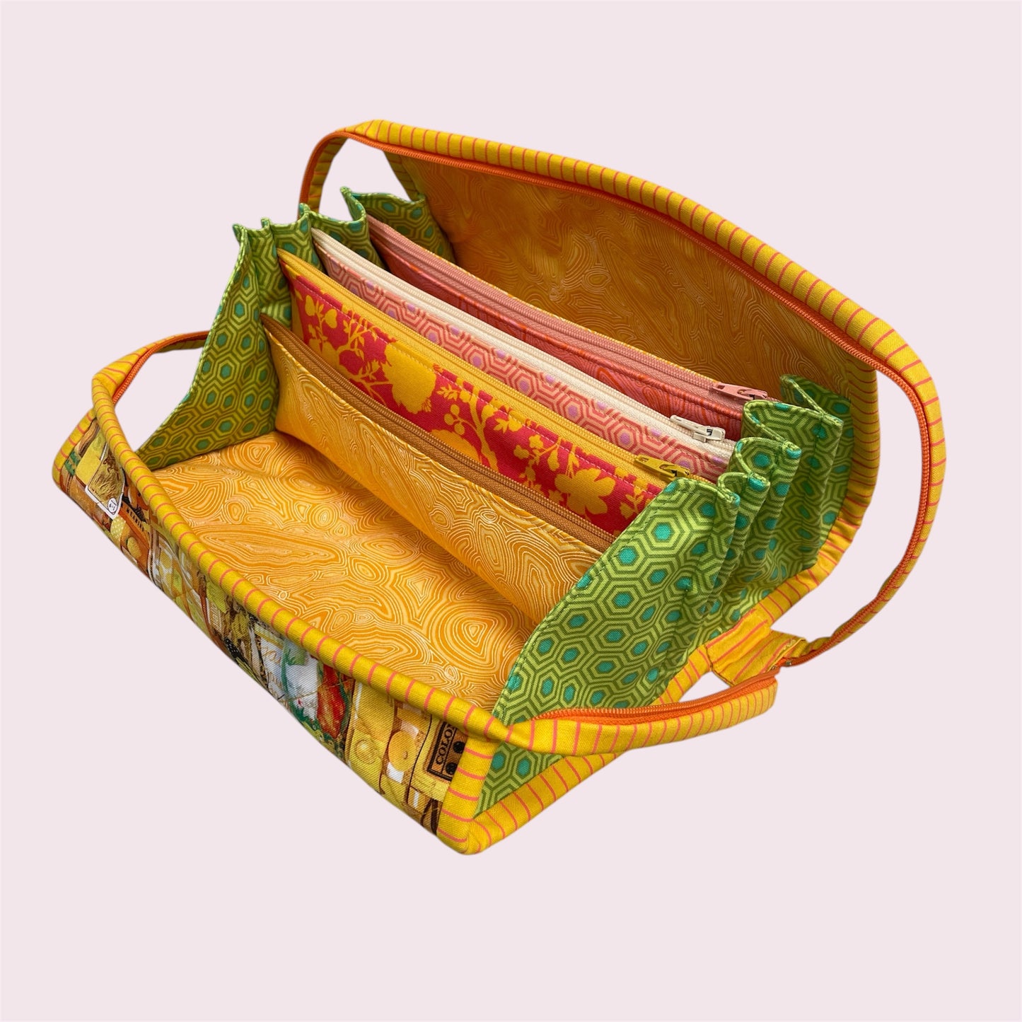 Utility bag 'Yellow' - Dorothy Smith