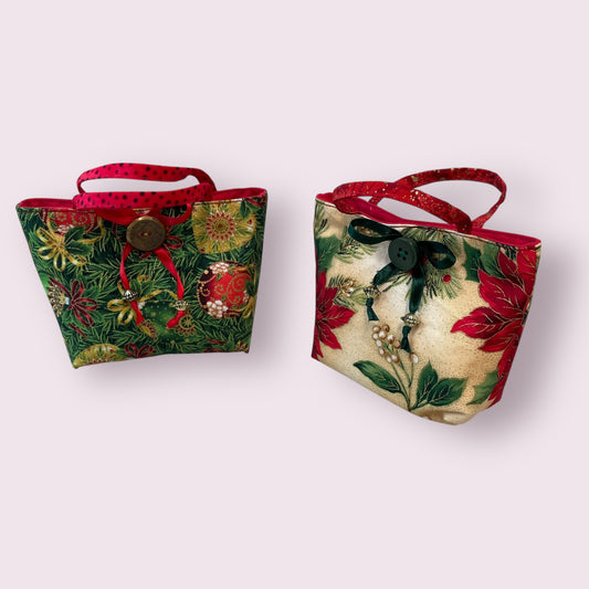 Mini Christmas gift bags - Eve Jones