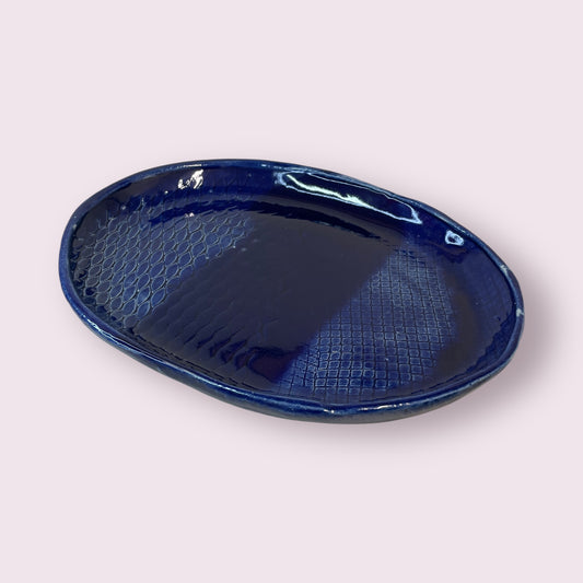 Blue tray - Dimphy de Vaan