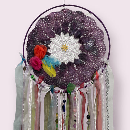 Catching dreams - Robyn Smaller
