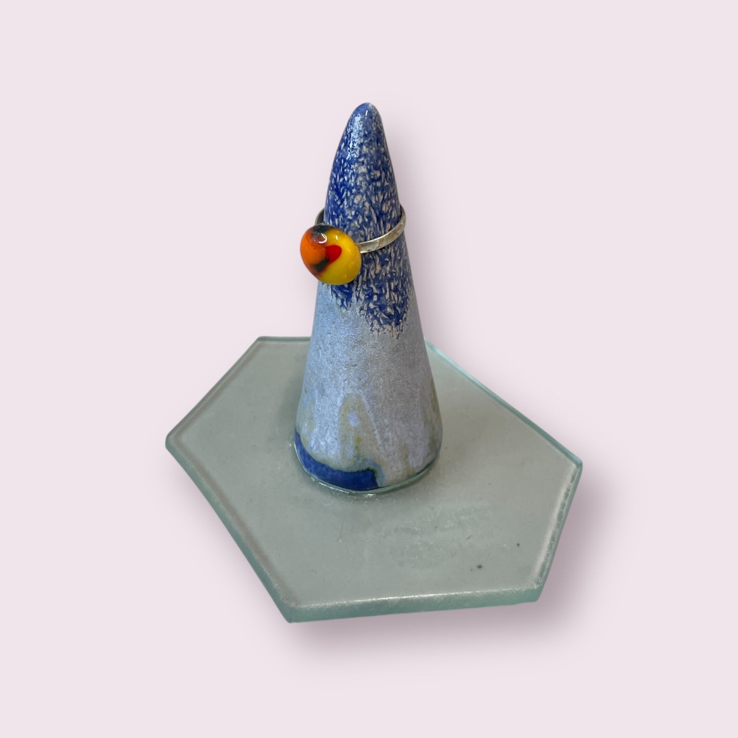Ring thing 2- Jan Pidwell