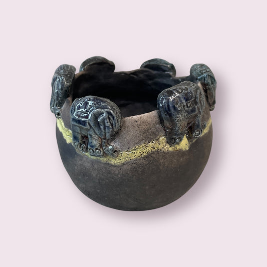 Elephant bowl - Margaret Foley
