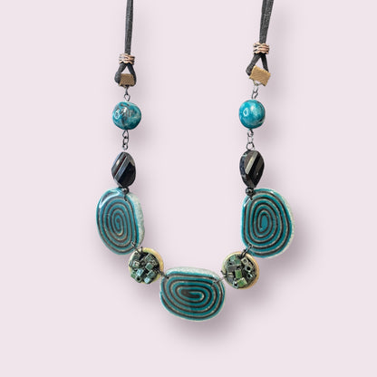 Necklace 'Licorice Swirl' - Vonniques Bijoux