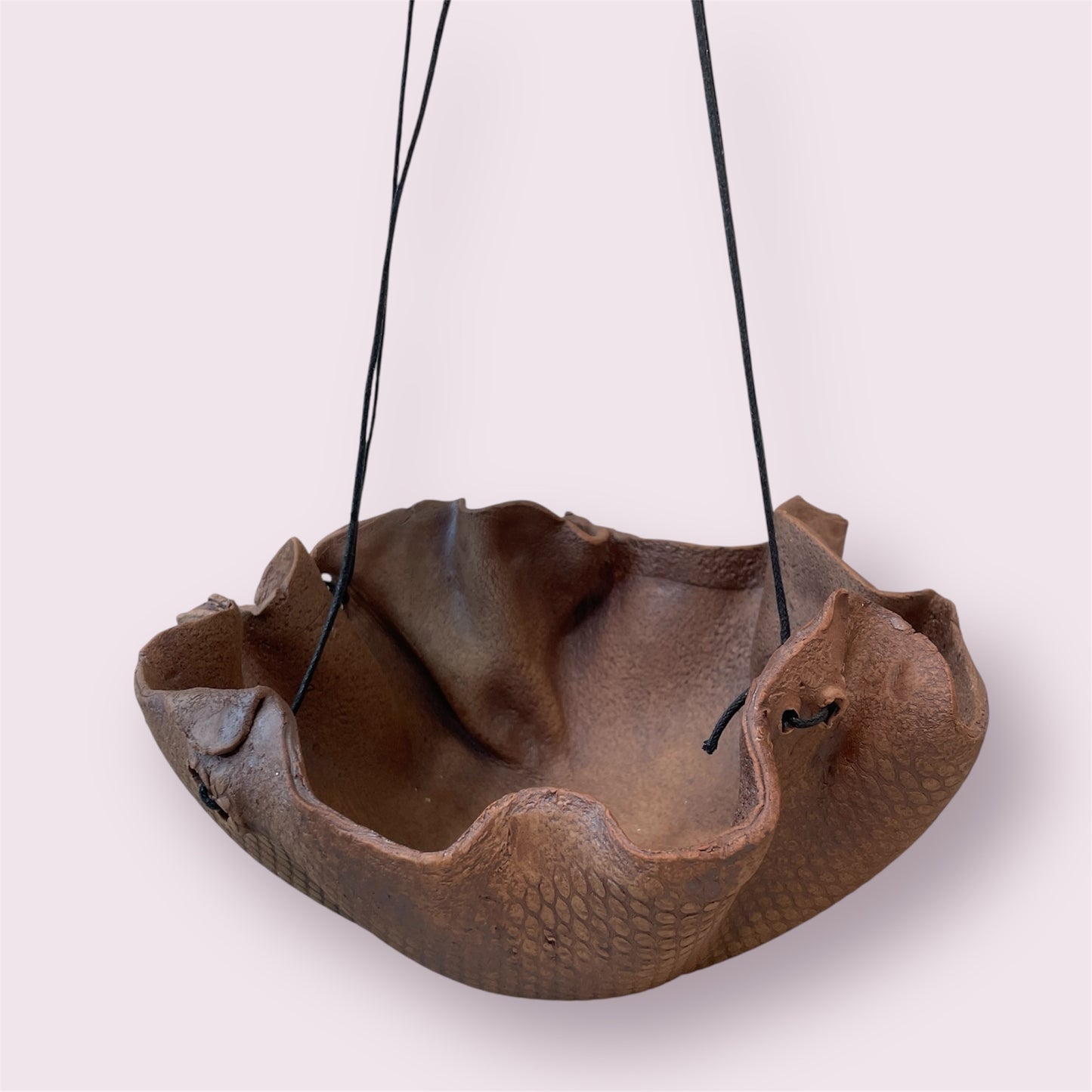 Hanging planter - Robyn Smaller