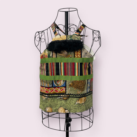 'Unique' apron (Aotearoa - small) - Helen Perrin/Posh Pinnies
