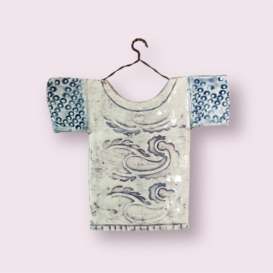 Tee shirt pottery - Donna Hitchcock