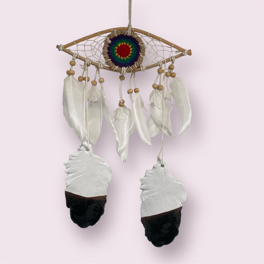 Magpie dreams - Robyn Smaller