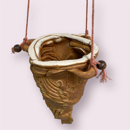 Pottery planter - Robyn Smaller