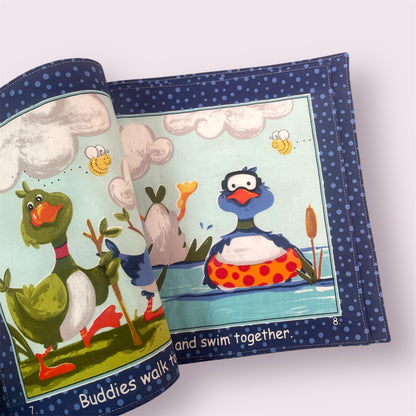 Fabric book 'Best Buddies' - Dorothy Smith