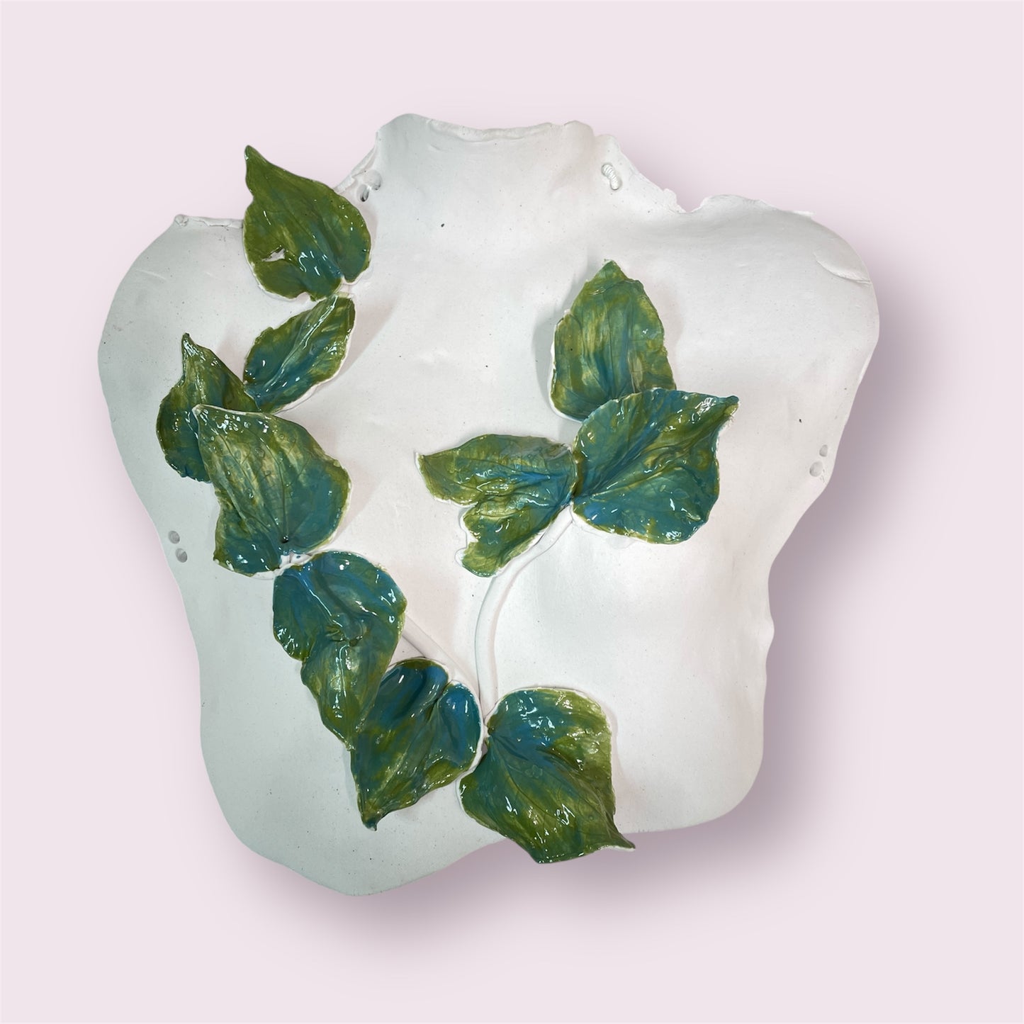 Kawakawa bust - Robyn Smaller