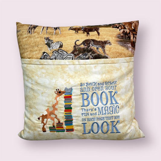 Reading cushion 'Safari' - Dorothy Smith