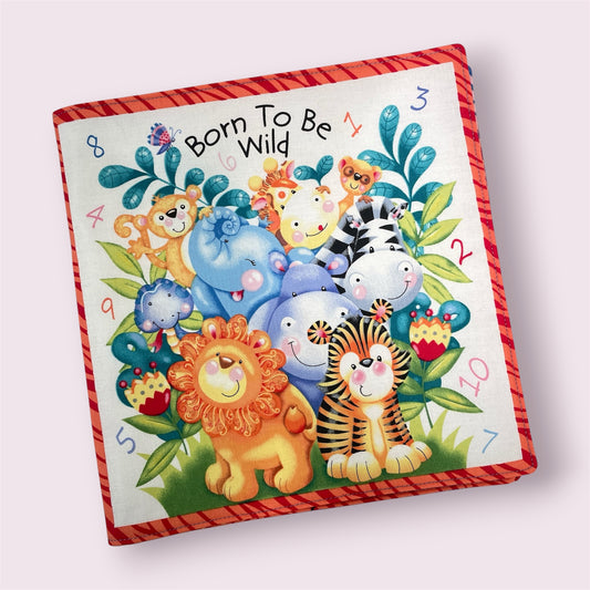 Fabric book 'Born to be wild' - Dorothy Smith
