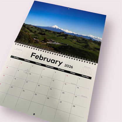 Calendar 'Mount Taranaki 2026 - Amy Taunt