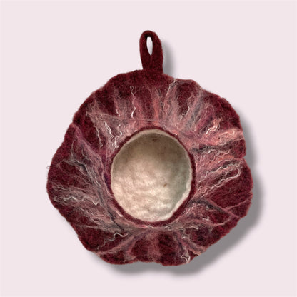 Wineberry wall-pocket - Carol Digby